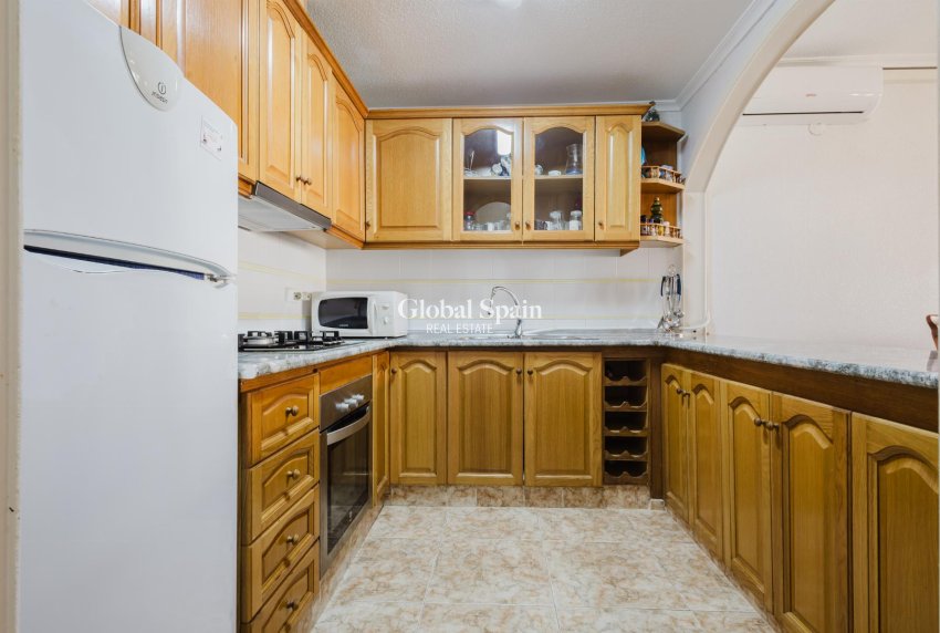 Wiederverkauf - WOHNUNG -
TORREVIEJA - Costa Blanca