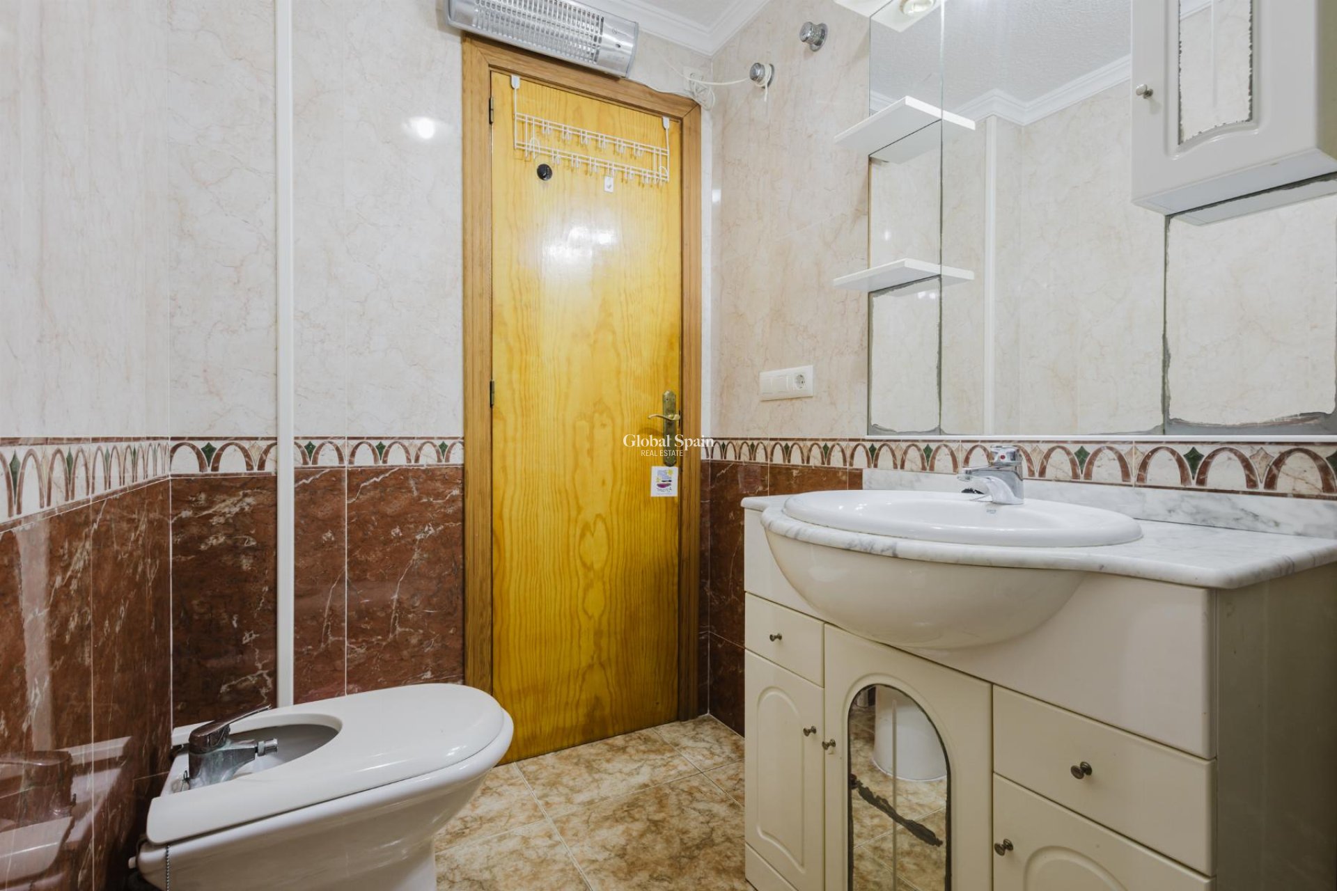 Wiederverkauf - WOHNUNG -
TORREVIEJA - Costa Blanca