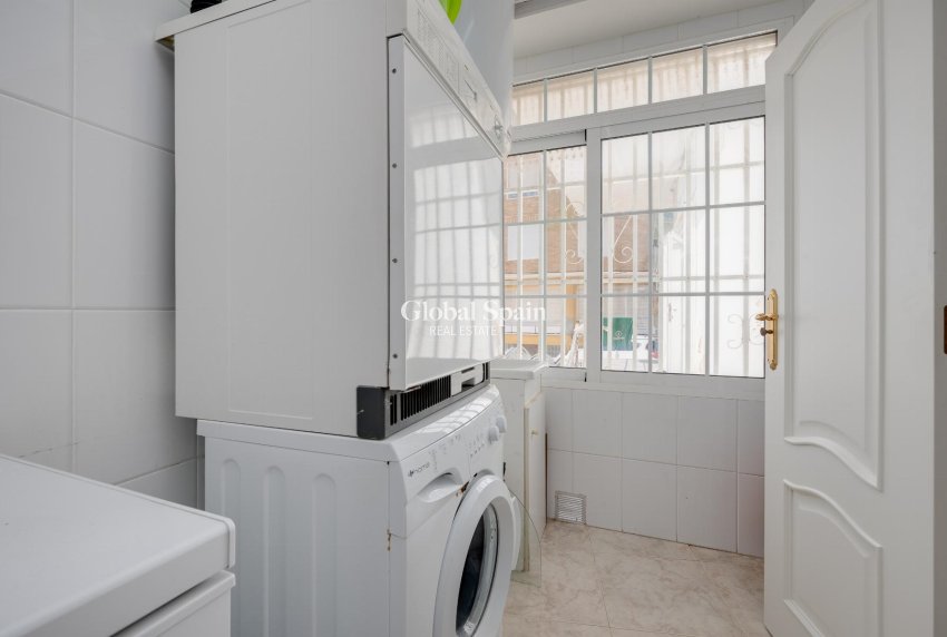 Wiederverkauf - WOHNUNG -
TORREVIEJA - Costa Blanca