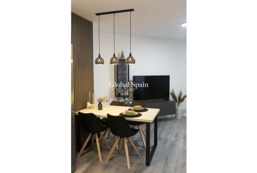 Wiederverkauf - WOHNUNG -
TORREVIEJA - Costa Blanca