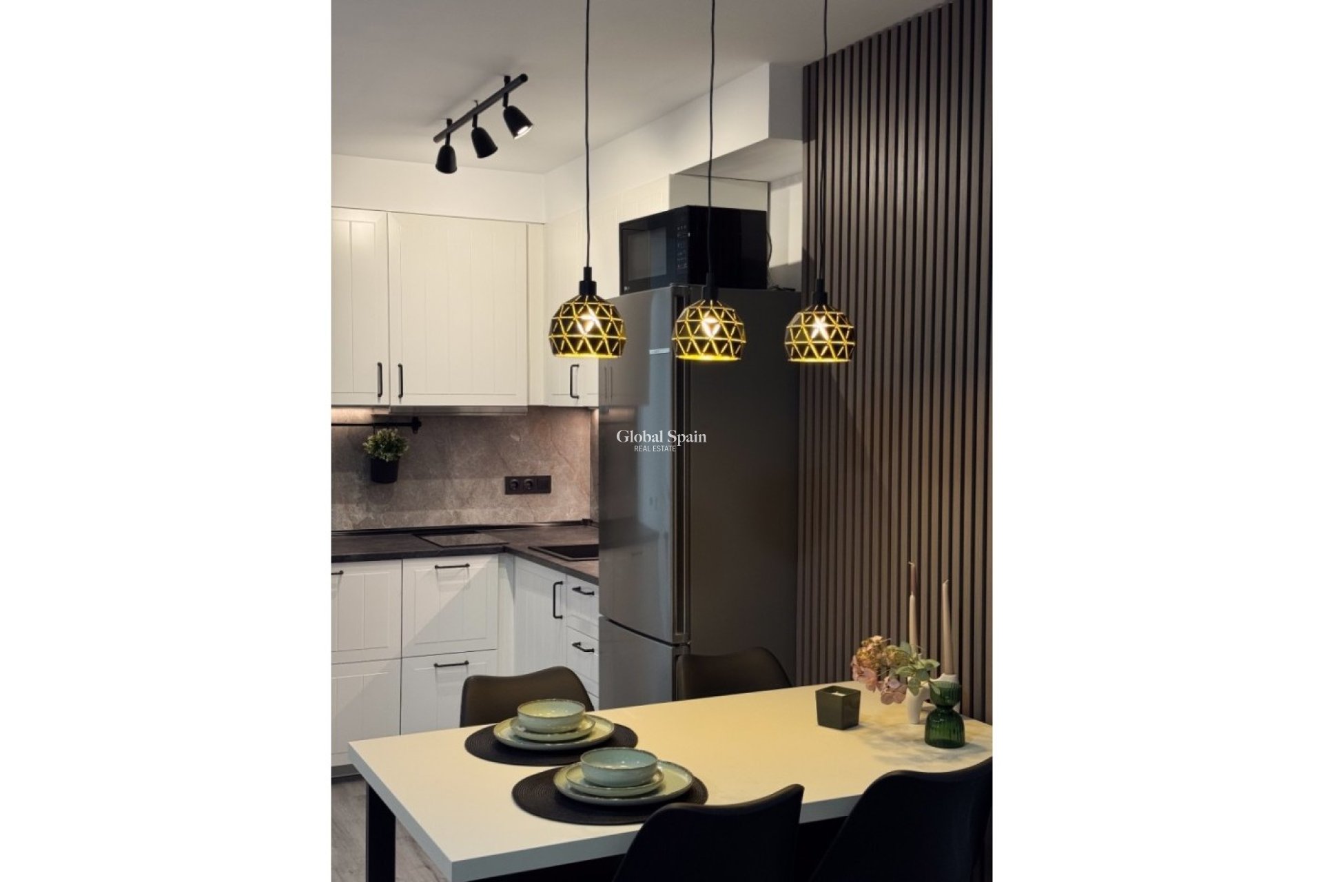 Wiederverkauf - WOHNUNG -
TORREVIEJA - Costa Blanca