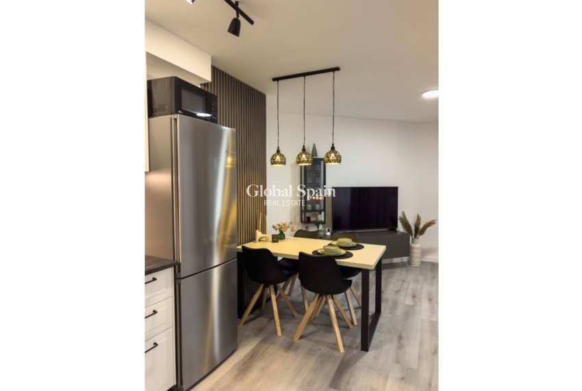 Wiederverkauf - WOHNUNG -
TORREVIEJA - Costa Blanca