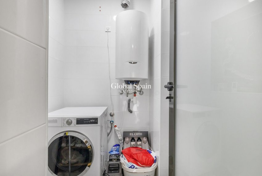 Wiederverkauf - WOHNUNG -
TORREVIEJA - Costa Blanca