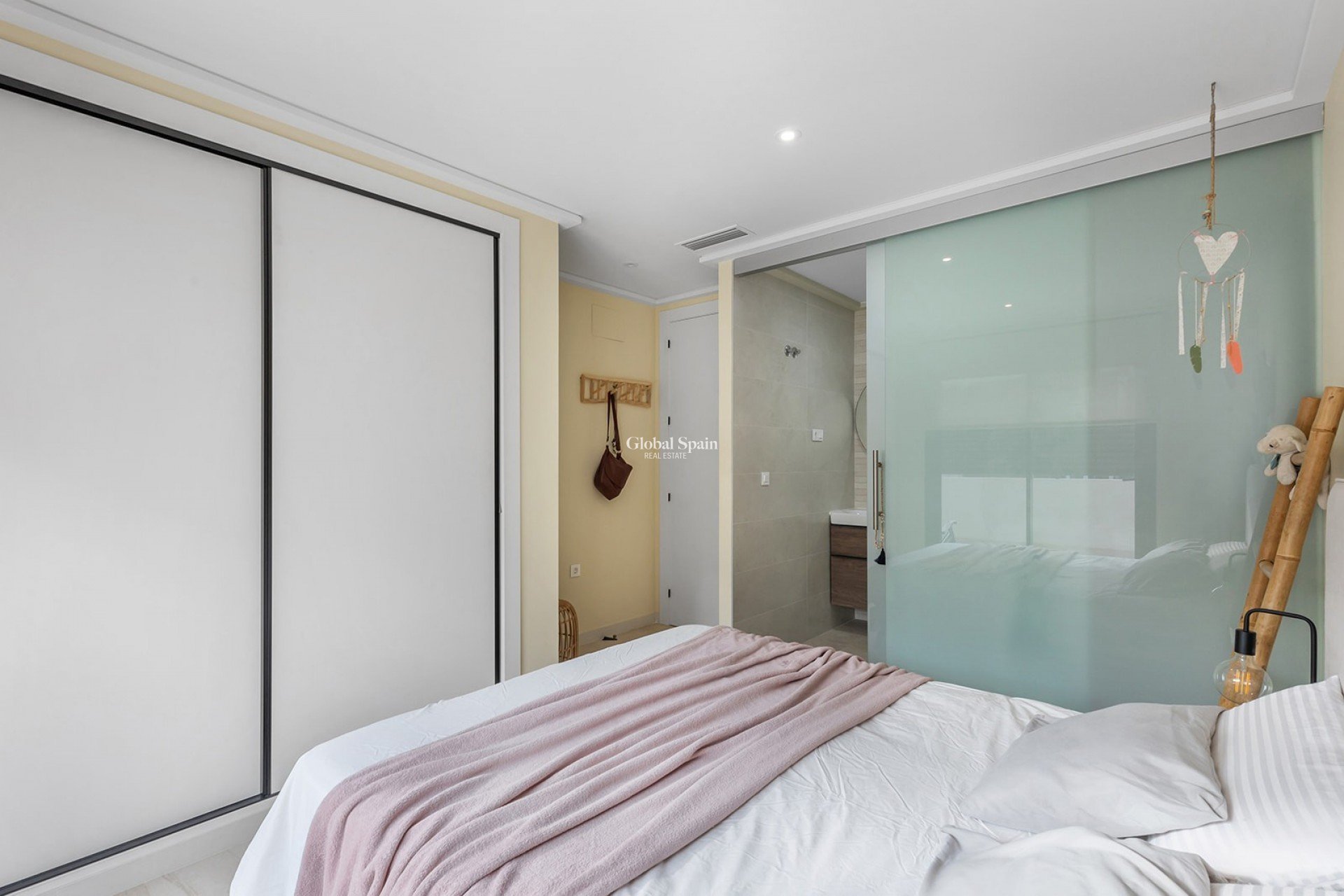 Wiederverkauf - WOHNUNG -
TORREVIEJA - Costa Blanca