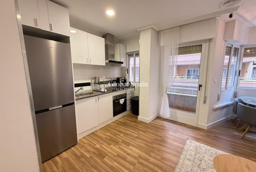 Wiederverkauf - WOHNUNG -
TORREVIEJA - Costa Blanca