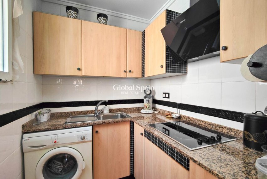 Wiederverkauf - WOHNUNG -
TORREVIEJA - Costa Blanca