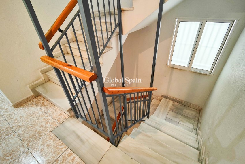 Wiederverkauf - WOHNUNG -
TORREVIEJA - Costa Blanca