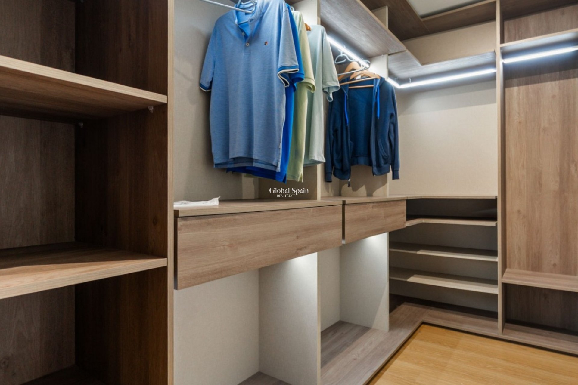 Wiederverkauf - WOHNUNG -
TORREVIEJA - Costa Blanca