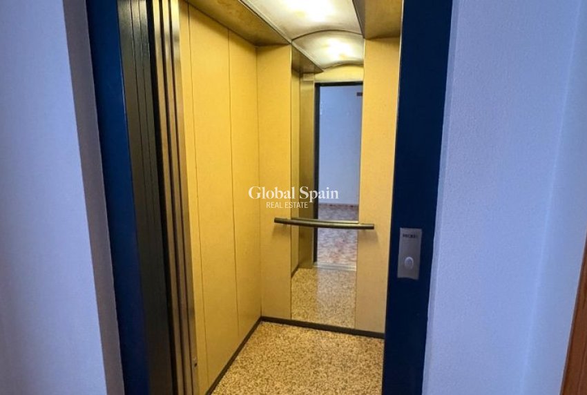 Wiederverkauf - WOHNUNG -
TORREVIEJA - Costa Blanca