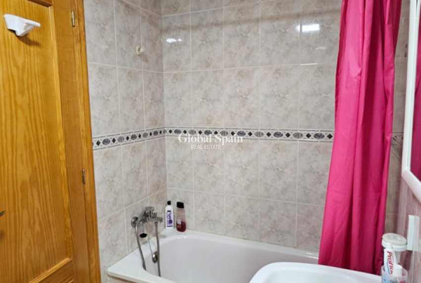 Wiederverkauf - WOHNUNG -
TORREVIEJA - Costa Blanca