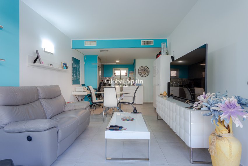 Wiederverkauf - WOHNUNG -
TORREVIEJA - Costa Blanca