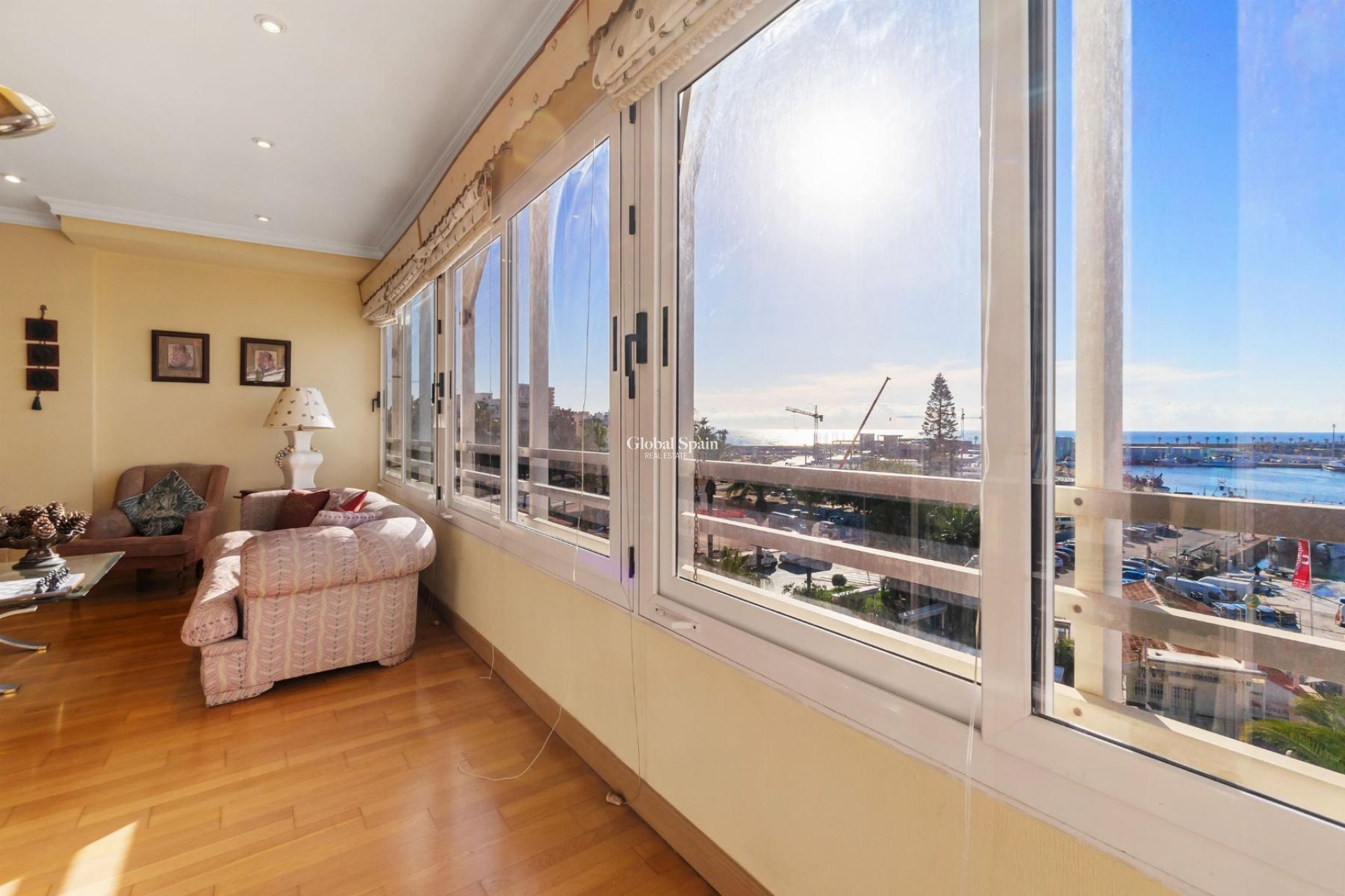 Wiederverkauf - WOHNUNG -
TORREVIEJA - Costa Blanca