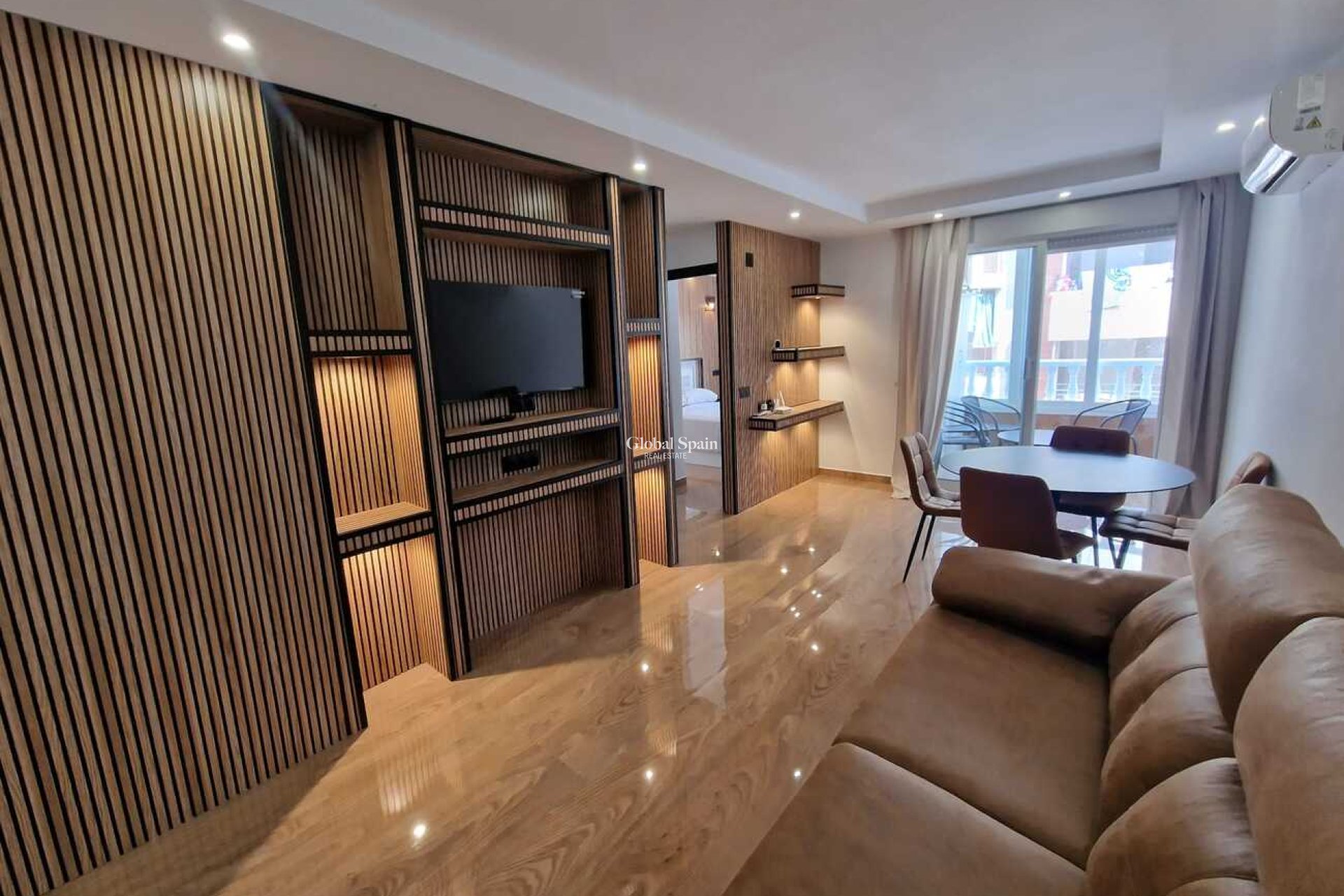 Wiederverkauf - WOHNUNG -
TORREVIEJA - Costa Blanca