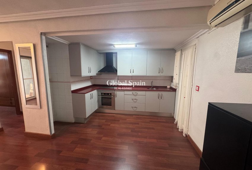 Wiederverkauf - WOHNUNG -
TORREVIEJA - Costa Blanca