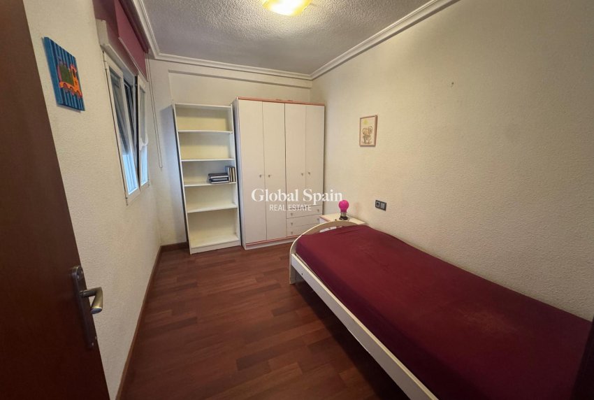 Wiederverkauf - WOHNUNG -
TORREVIEJA - Costa Blanca