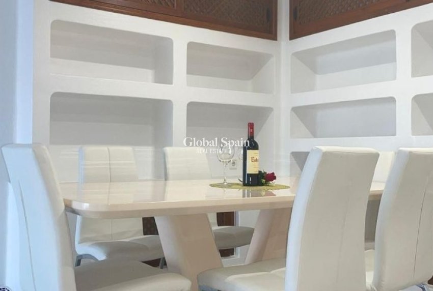 Wiederverkauf - WOHNUNG -
TORREVIEJA - Costa Blanca