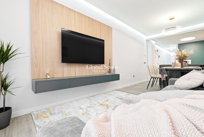 Wiederverkauf - WOHNUNG -
TORREVIEJA - Costa Blanca