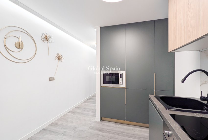 Wiederverkauf - WOHNUNG -
TORREVIEJA - Costa Blanca