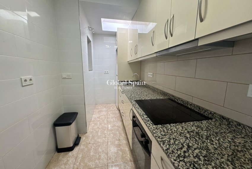 Wiederverkauf - WOHNUNG -
TORREVIEJA - Costa Blanca