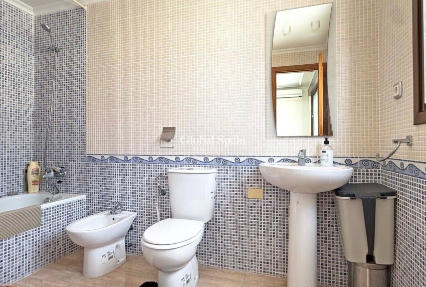 Wiederverkauf - WOHNUNG -
TORREVIEJA - Costa Blanca