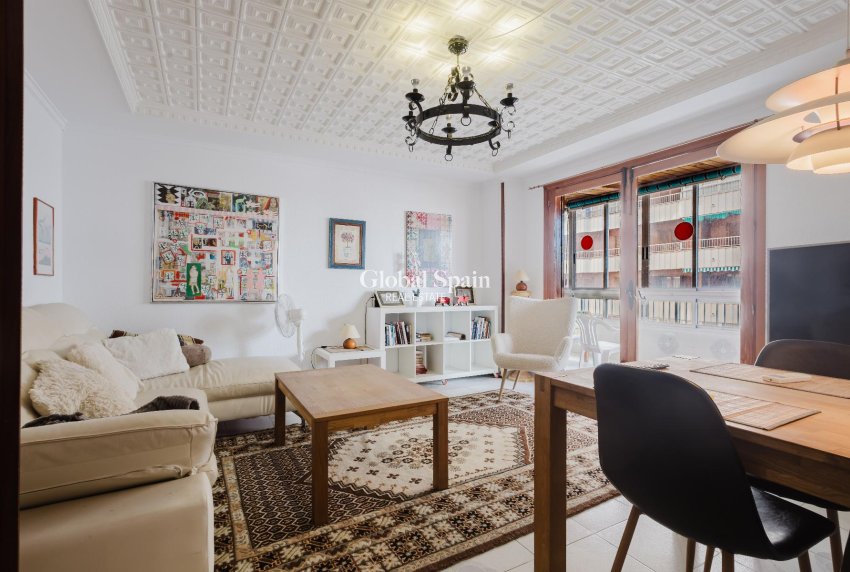 Wiederverkauf - WOHNUNG -
TORREVIEJA - Costa Blanca