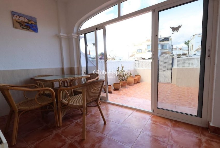 Wiederverkauf - WOHNUNG -
TORREVIEJA - Costa Blanca