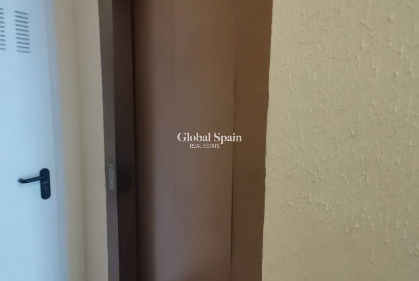 Wiederverkauf - WOHNUNG -
TORREVIEJA - Costa Blanca