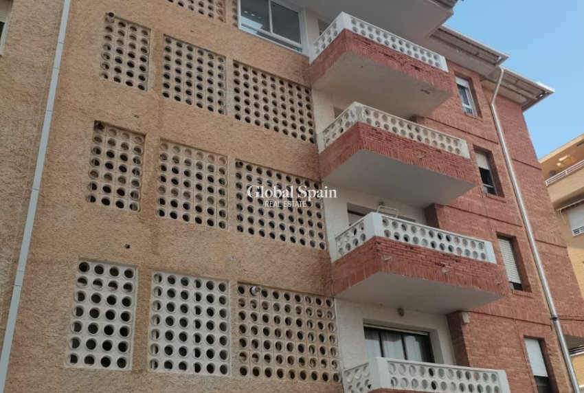 Wiederverkauf - WOHNUNG -
TORREVIEJA - Costa Blanca