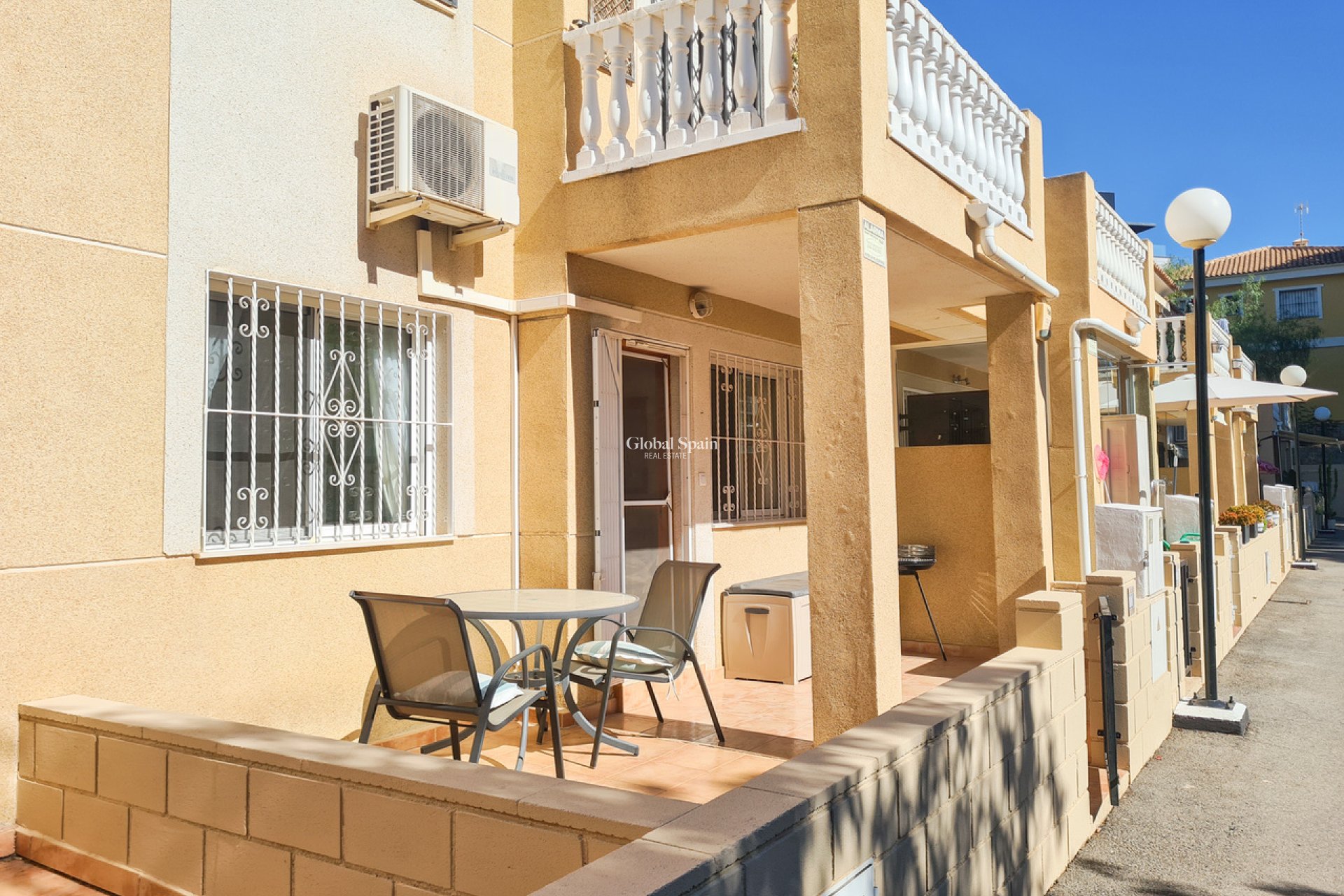 Wiederverkauf - WOHNUNG -
TORREVIEJA - Costa Blanca