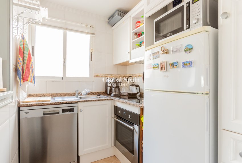 Wiederverkauf - WOHNUNG -
TORREVIEJA - Costa Blanca