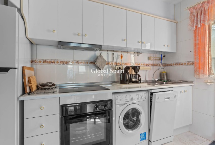 Wiederverkauf - WOHNUNG -
TORREVIEJA - Costa Blanca