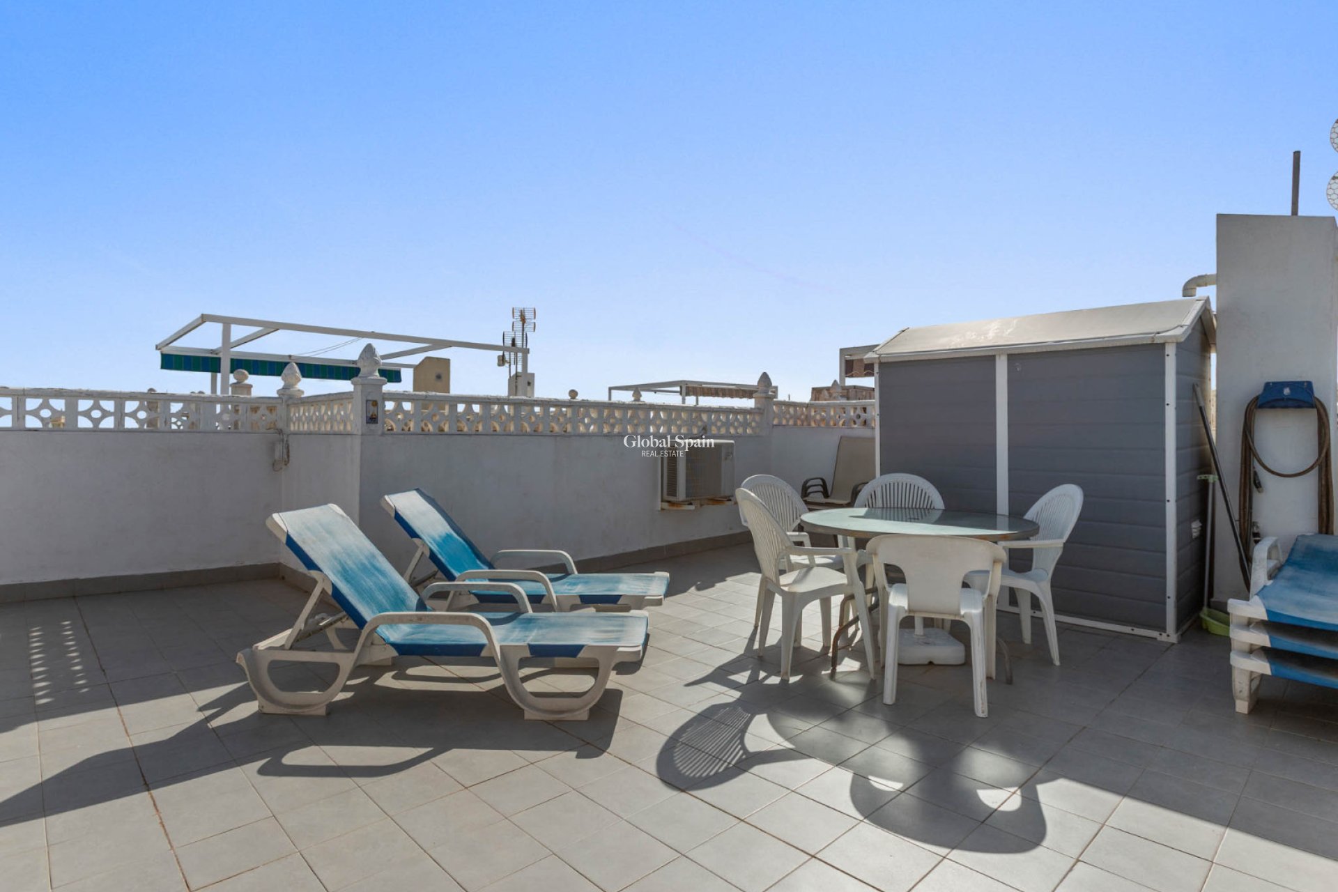 Wiederverkauf - WOHNUNG -
TORREVIEJA - Costa Blanca