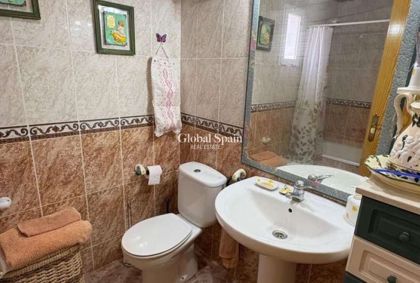 Wiederverkauf - WOHNUNG -
TORREVIEJA - Costa Blanca