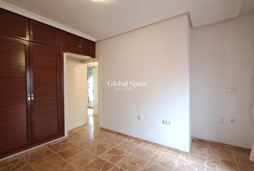 Wiederverkauf - WOHNUNG -
TORREVIEJA - Costa Blanca