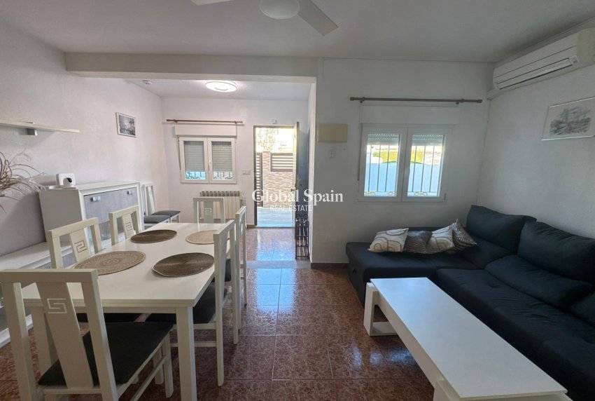 Wiederverkauf - WOHNUNG -
TORREVIEJA - Costa Blanca
