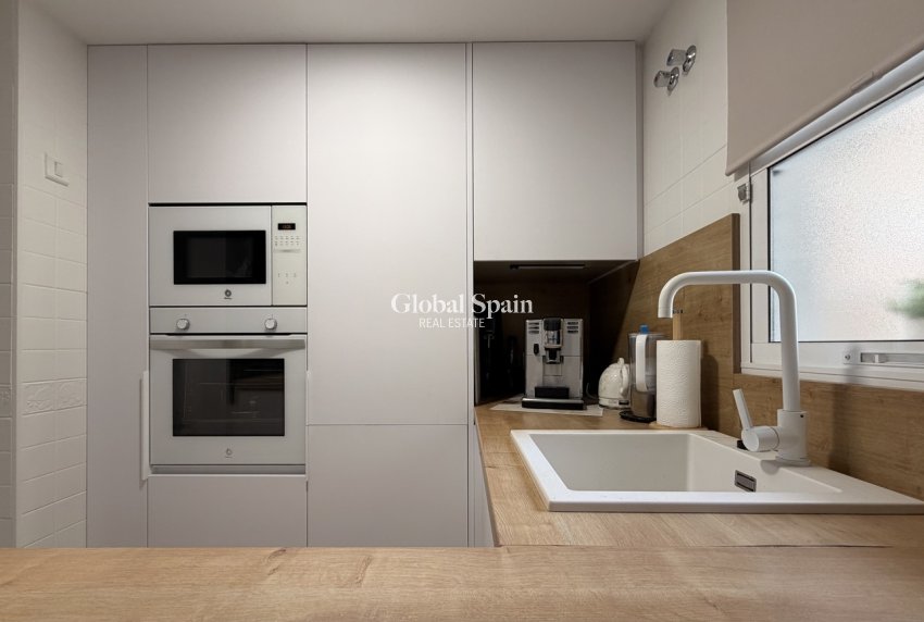 Wiederverkauf - WOHNUNG -
TORREVIEJA - Costa Blanca