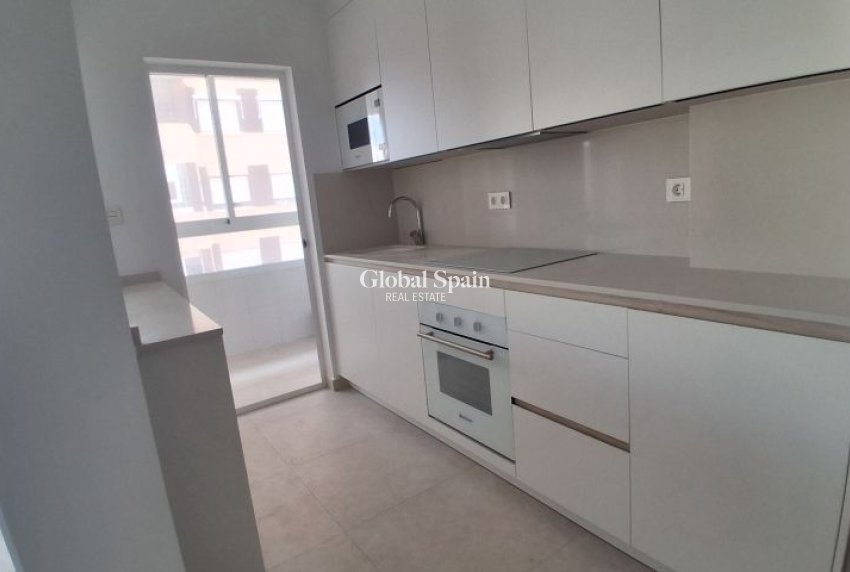 Wiederverkauf - WOHNUNG -
TORREVIEJA - Costa Blanca