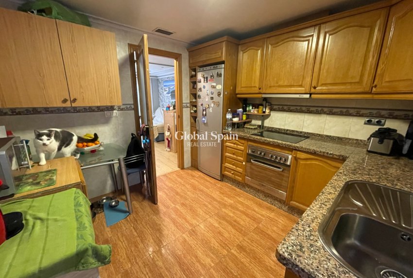 Wiederverkauf - WOHNUNG -
TORREVIEJA - Costa Blanca