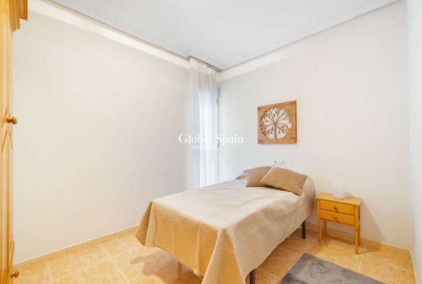 Wiederverkauf - WOHNUNG -
TORREVIEJA - Costa Blanca