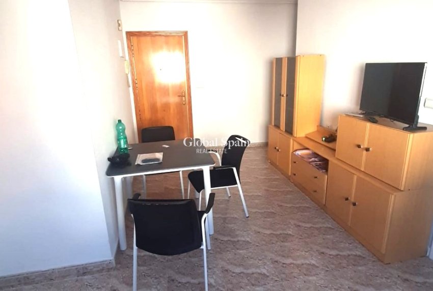 Wiederverkauf - WOHNUNG -
TORREVIEJA - Costa Blanca