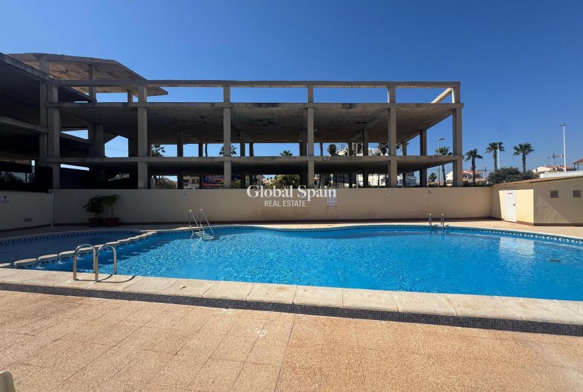 Wiederverkauf - WOHNUNG -
TORREVIEJA - Costa Blanca