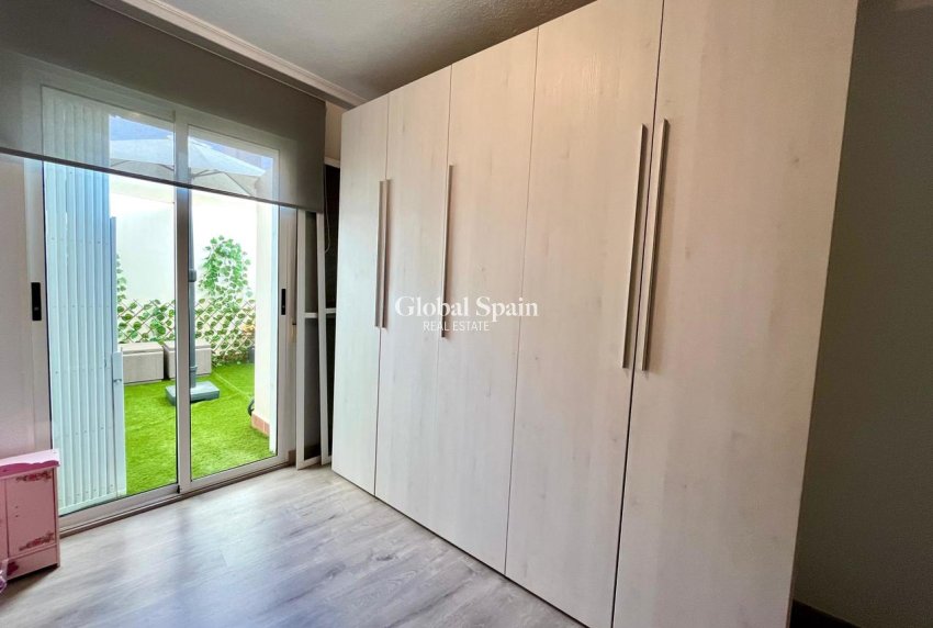 Wiederverkauf - WOHNUNG -
TORREVIEJA - Costa Blanca