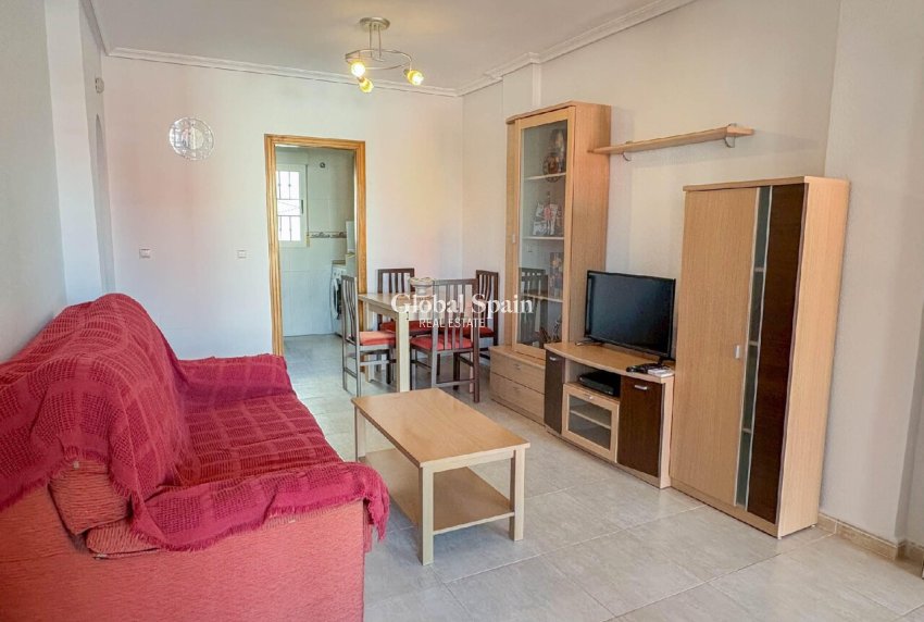 Wiederverkauf - WOHNUNG -
TORREVIEJA - Costa Blanca