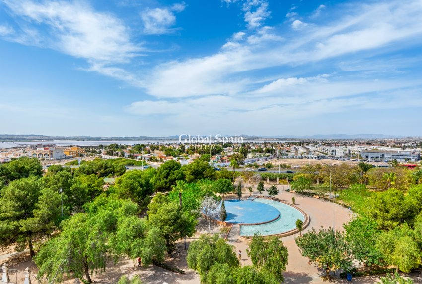 Wiederverkauf - WOHNUNG -
TORREVIEJA - Costa Blanca
