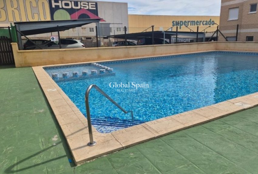 Wiederverkauf - WOHNUNG -
TORREVIEJA - Costa Blanca