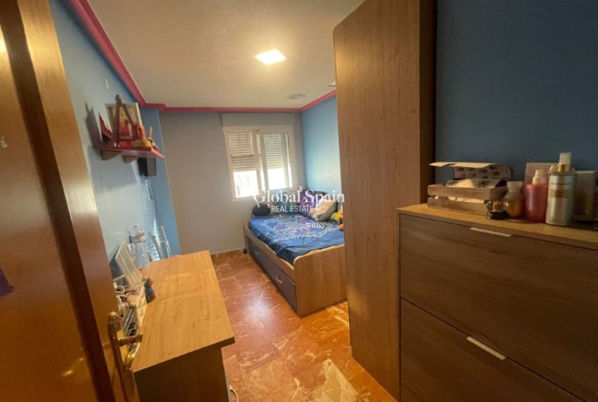 Wiederverkauf - WOHNUNG -
TORREVIEJA - Costa Blanca