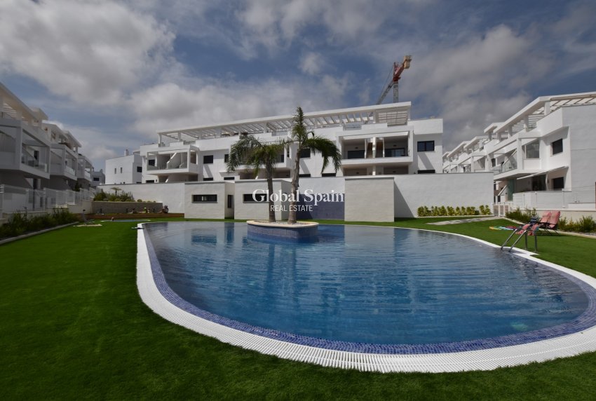 Wiederverkauf - WOHNUNG -
TORREVIEJA - Costa Blanca