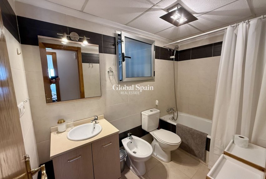 Wiederverkauf - WOHNUNG -
TORREVIEJA - Costa Blanca