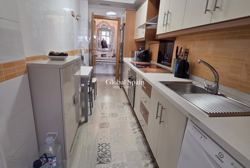 Wiederverkauf - WOHNUNG -
TORREVIEJA - Costa Blanca