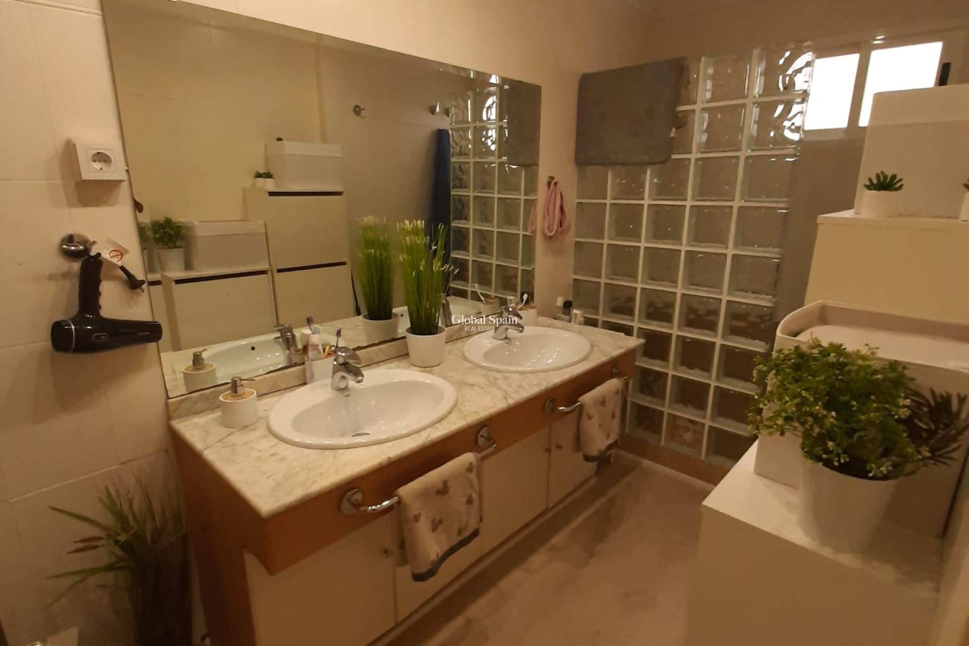 Wiederverkauf - WOHNUNG -
TORREVIEJA - Costa Blanca